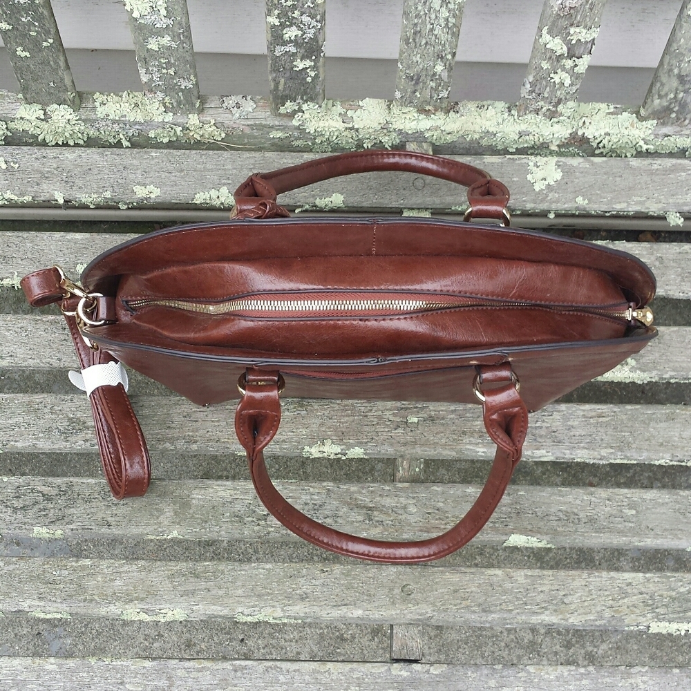 NWT Sorrentino Oval Structured Satchel Handbag With Punched Design - Picture 14 of 16